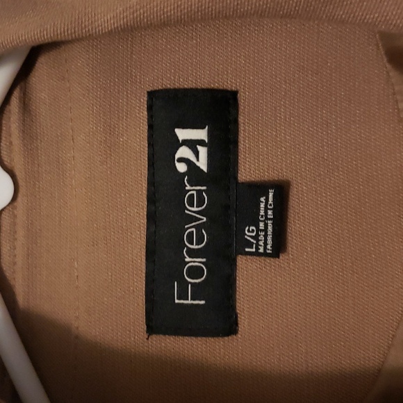 Caramel trench coat - Picture 3 of 7